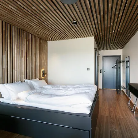 Rosenlund Hamn Sande (Selje)